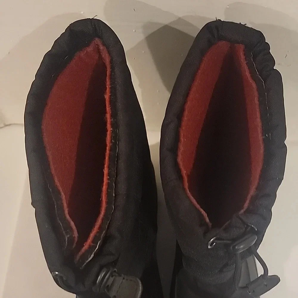 KAMIK BLACK WINTER‎ RAIN BOOTS (sz 5)
